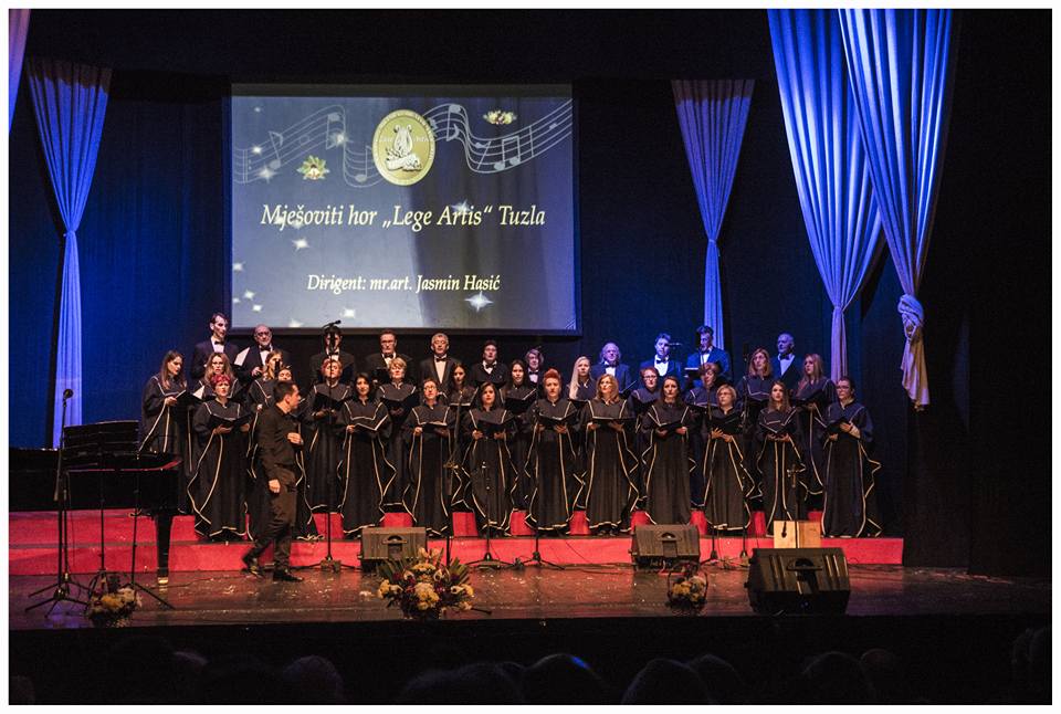 Škola klavira Muzičkog centra “Lege Artis” Tuzla